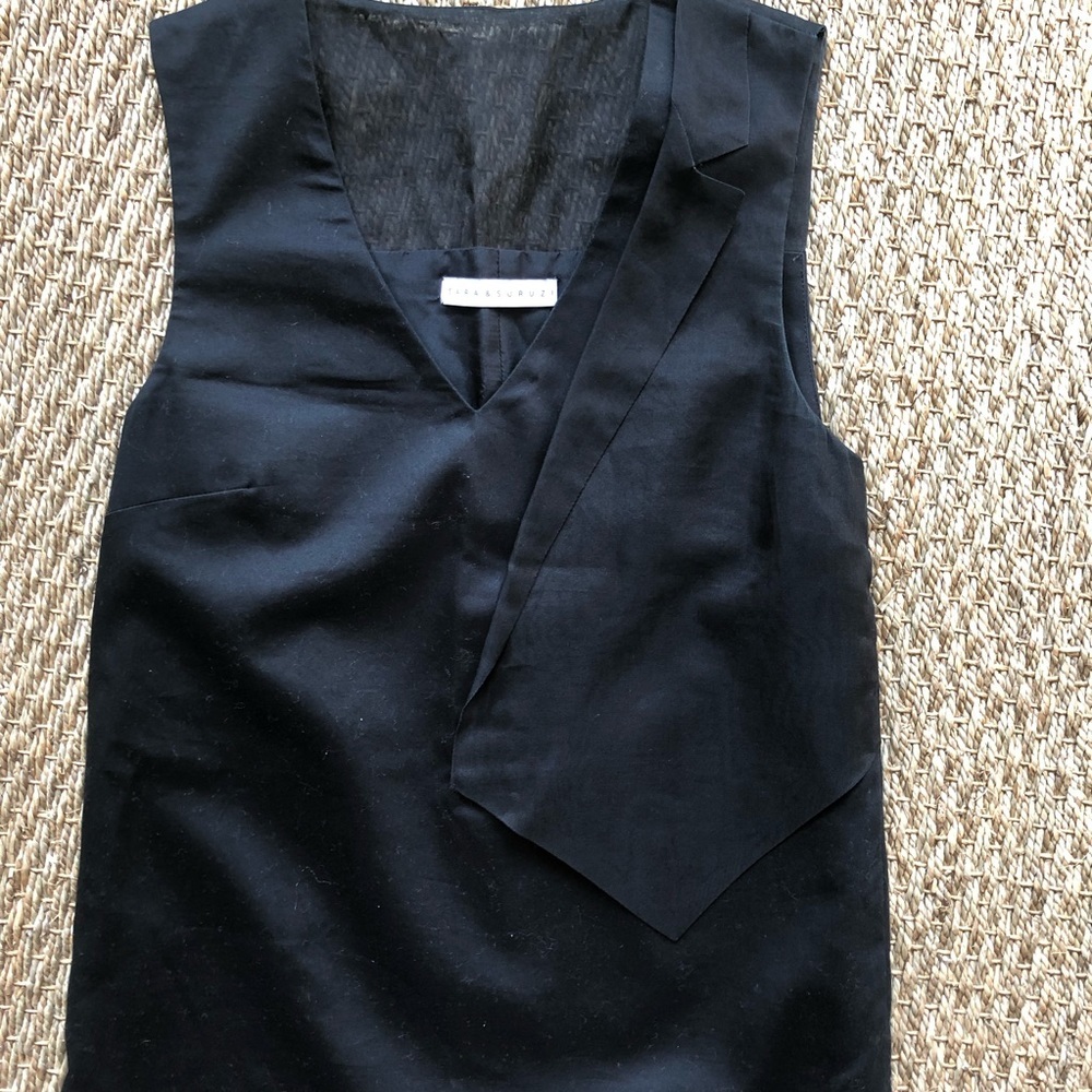 Black shift dress - v neck - Picture 4 of 8